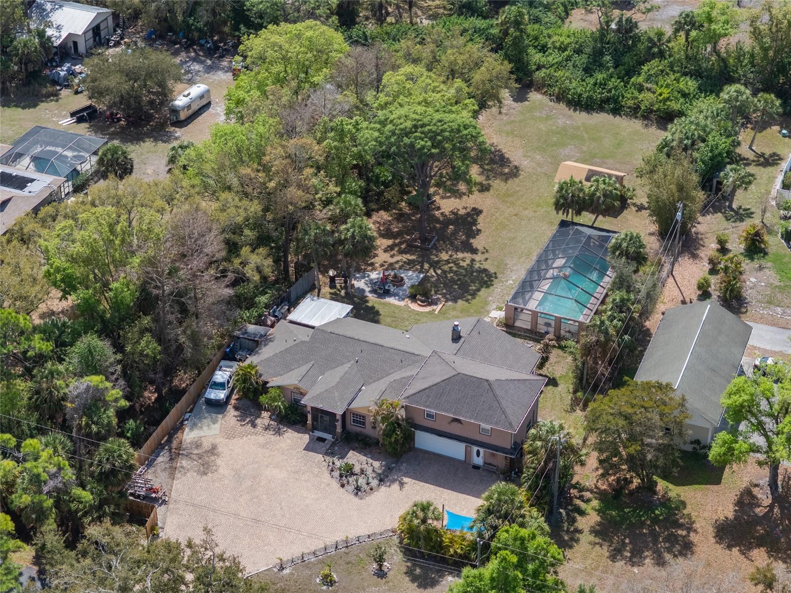 Image 48 of 51 For 690 Percheron Circle