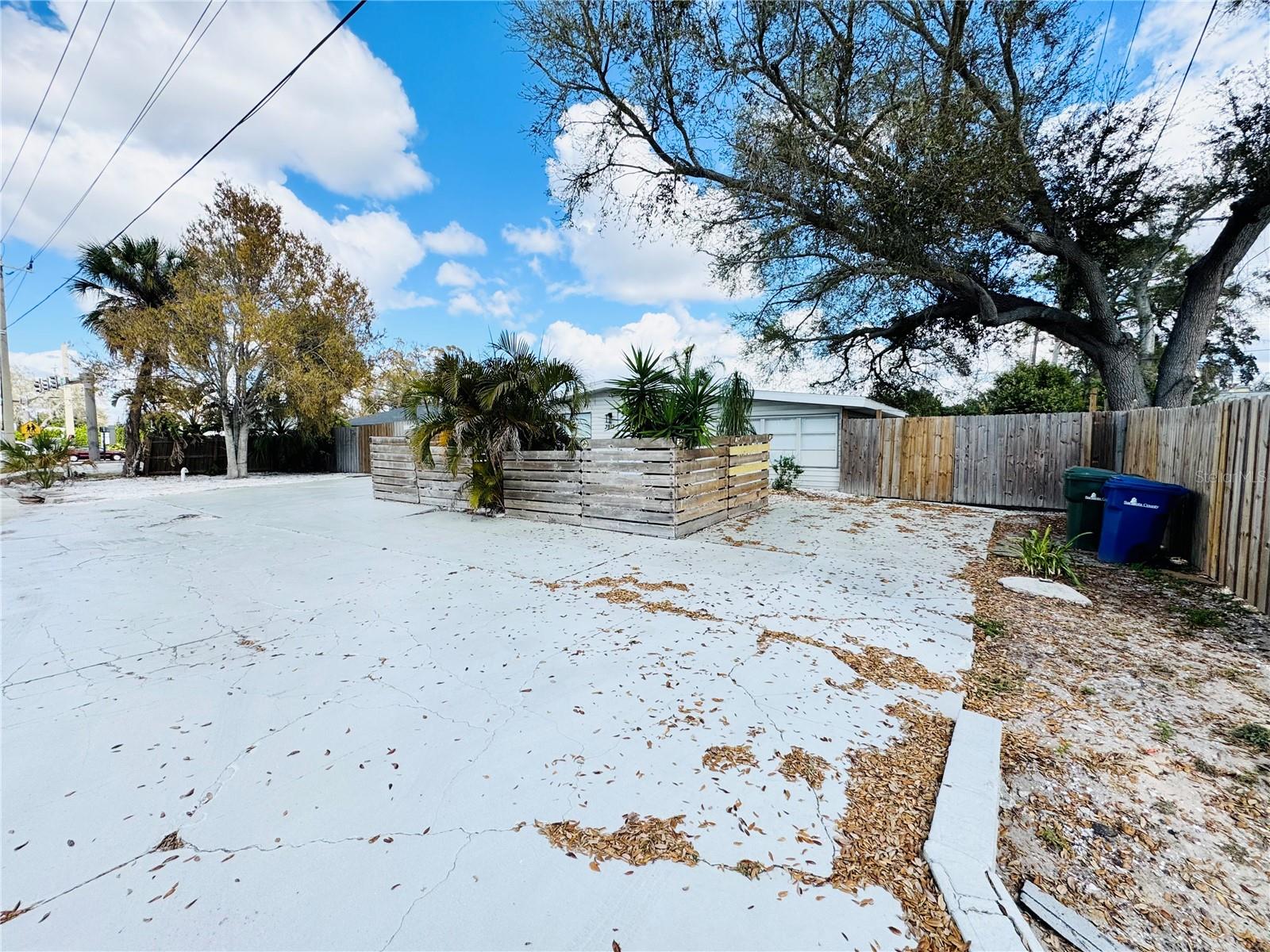 Image 12 of 63 For 3913 Shade Avenue