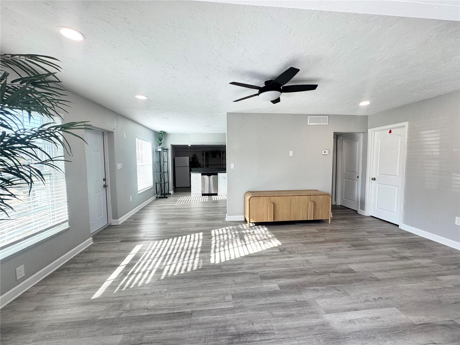 Image 15 of 63 For 3913 Shade Avenue