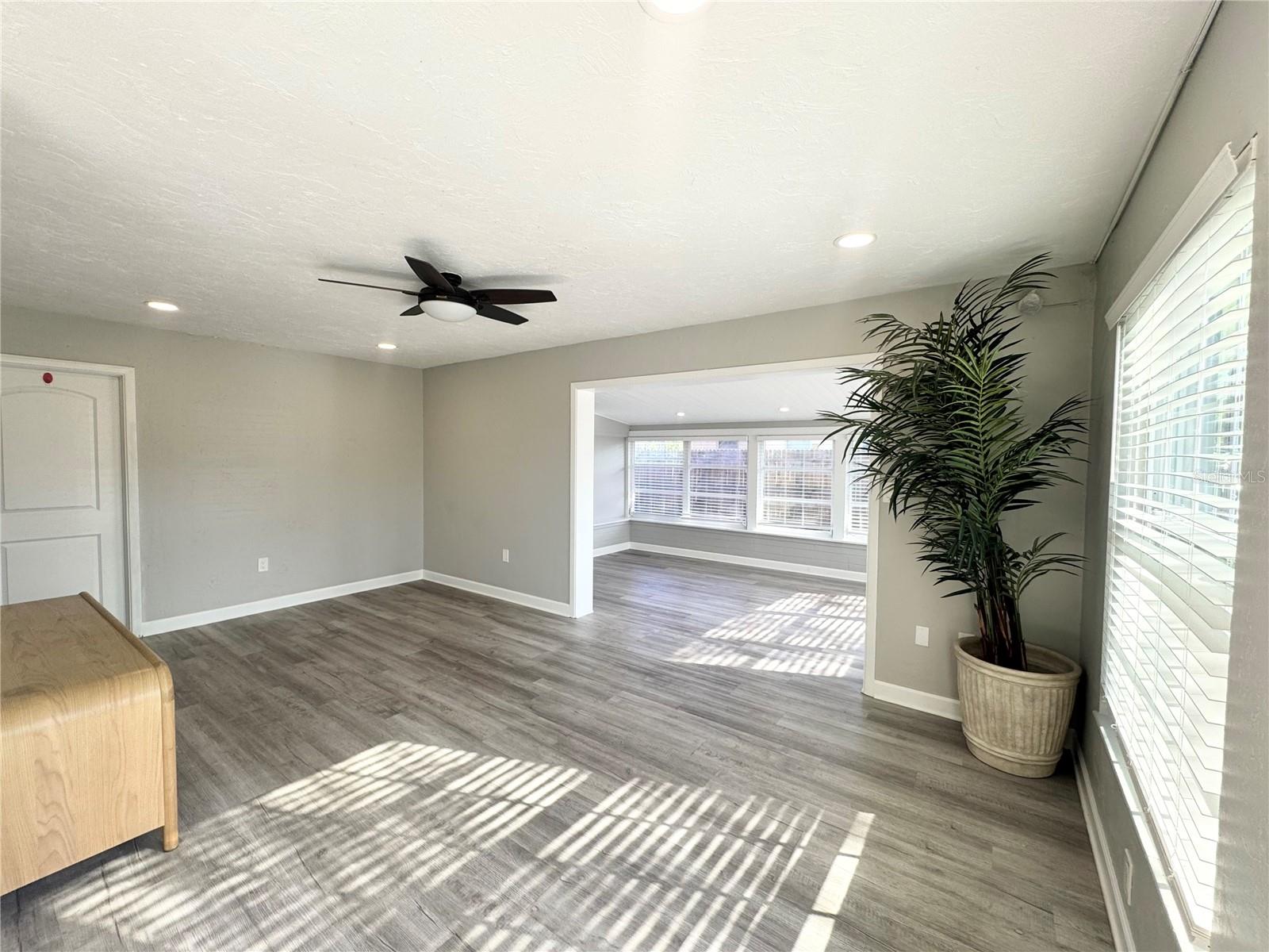 Image 16 of 63 For 3913 Shade Avenue