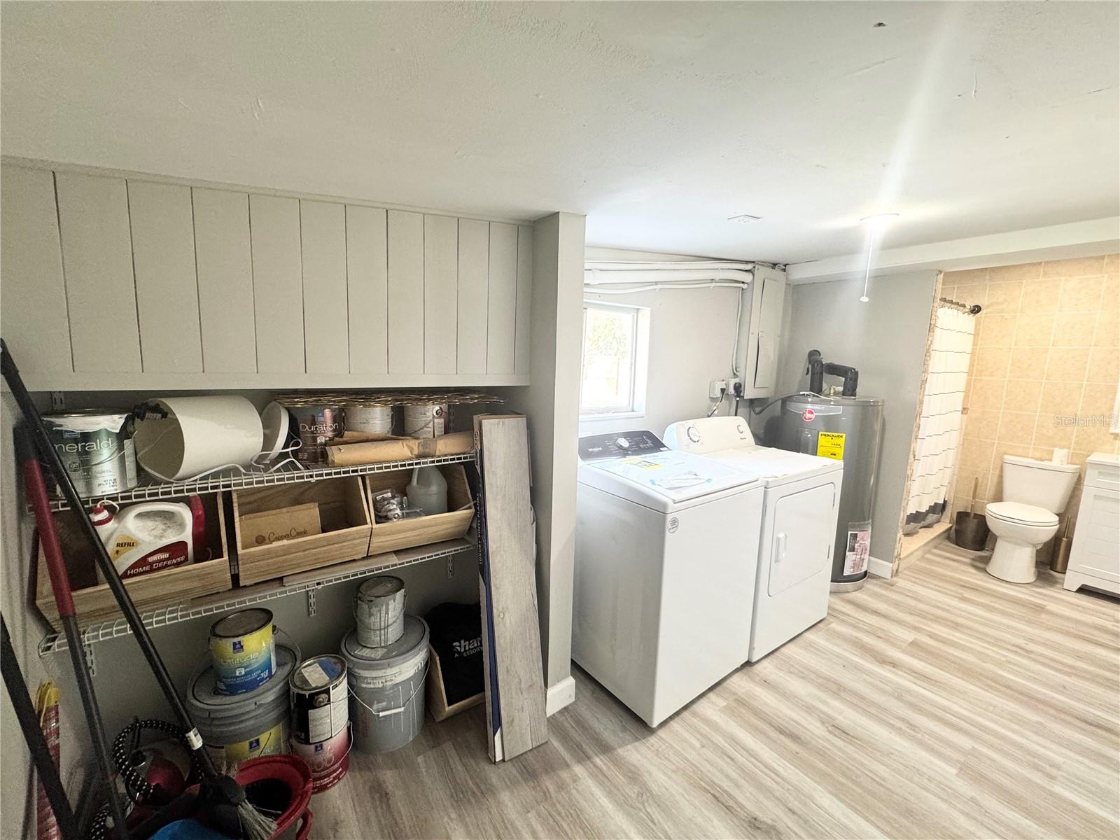 Image 38 of 63 For 3913 Shade Avenue