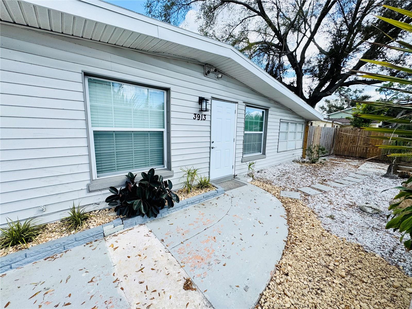 Image 5 of 63 For 3913 Shade Avenue