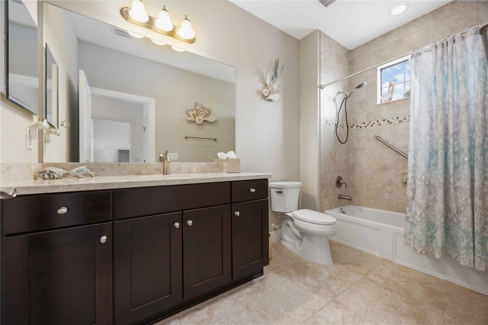 Image 15 of 49 For 23113 Banbury Way 202