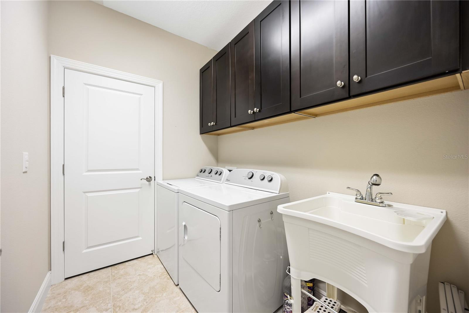 Image 21 of 49 For 23113 Banbury Way 202