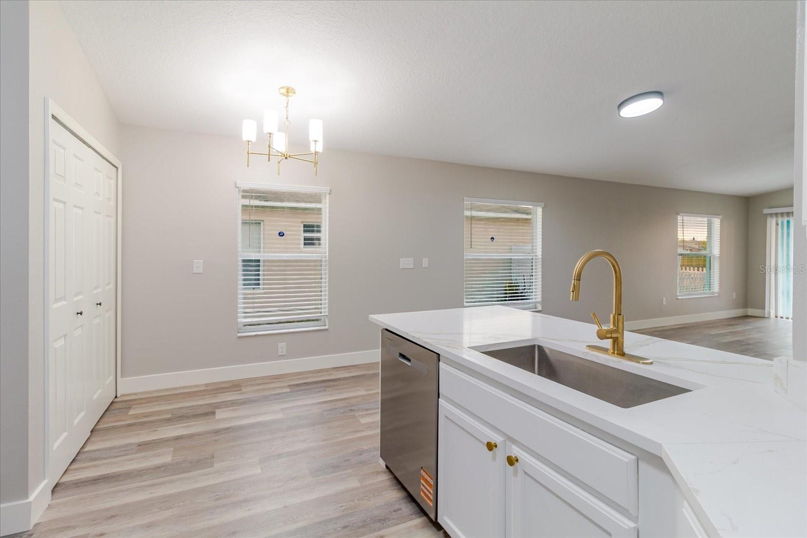 Image 24 of 47 For 7861 Carriage Pointe Drive