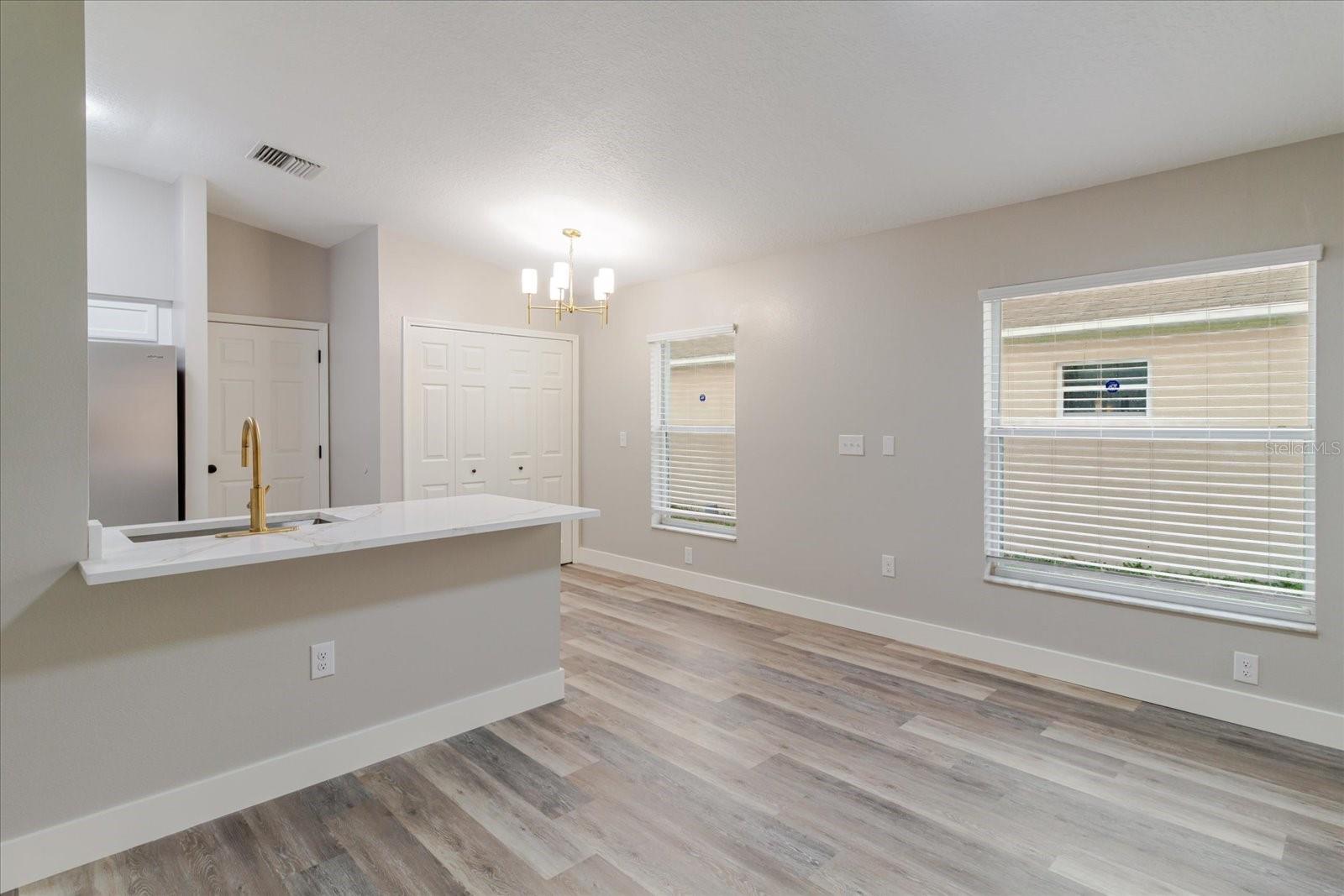 Image 27 of 47 For 7861 Carriage Pointe Drive