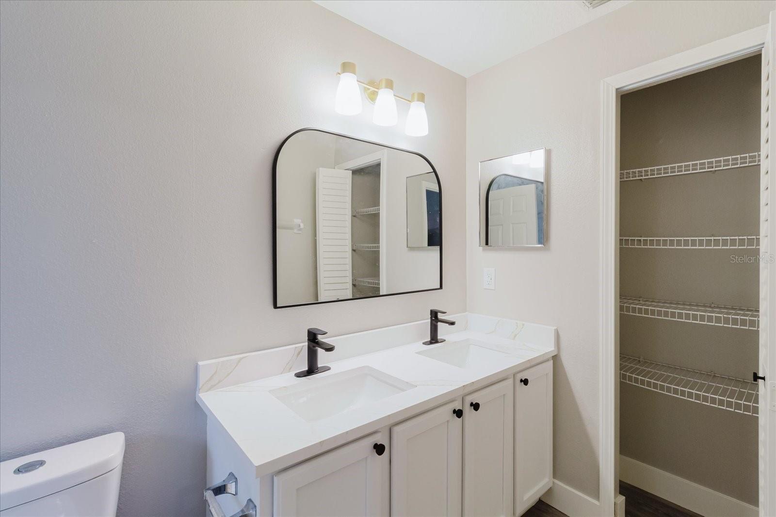 Image 34 of 47 For 7861 Carriage Pointe Drive