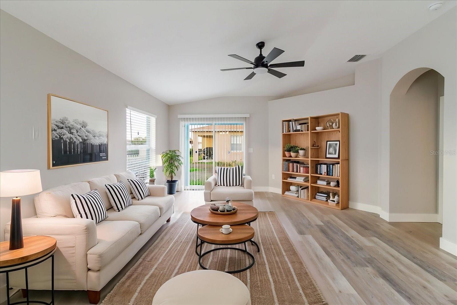 Image 6 of 47 For 7861 Carriage Pointe Drive