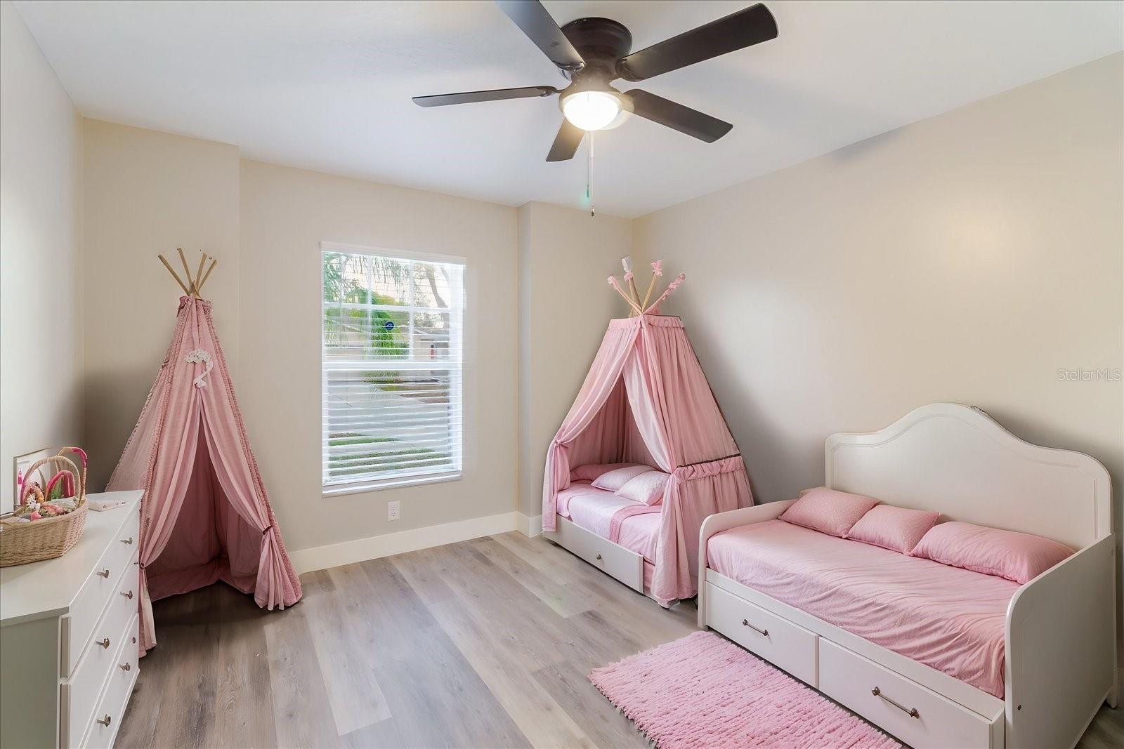 Image 8 of 47 For 7861 Carriage Pointe Drive