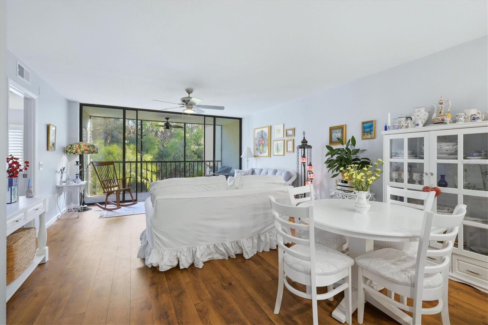 Image 17 of 69 For 3361 Cross Creek Drive 3361