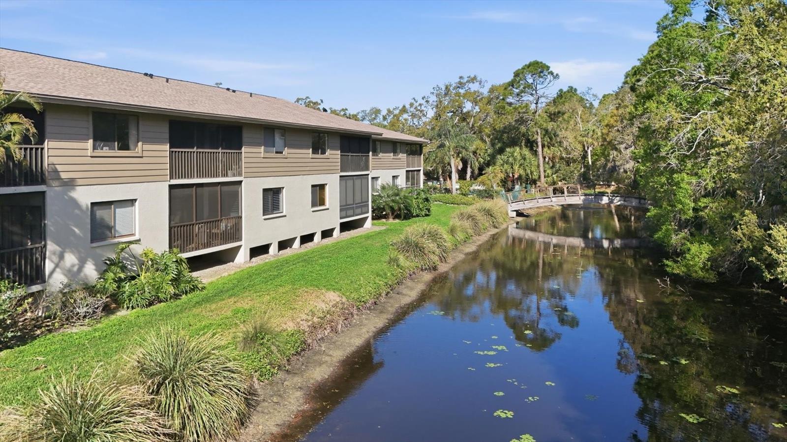 Image 40 of 69 For 3361 Cross Creek Drive 3361