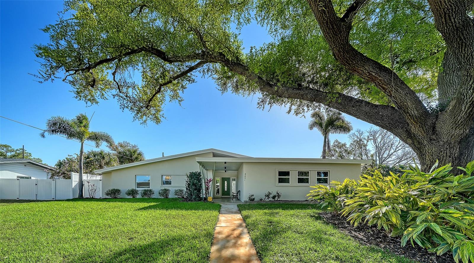 Details for 3451 Fair Oaks Place, SARASOTA, FL 34239