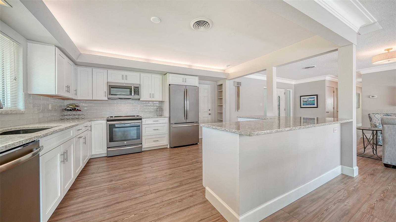 Image 18 of 49 For 3451 Fair Oaks Place