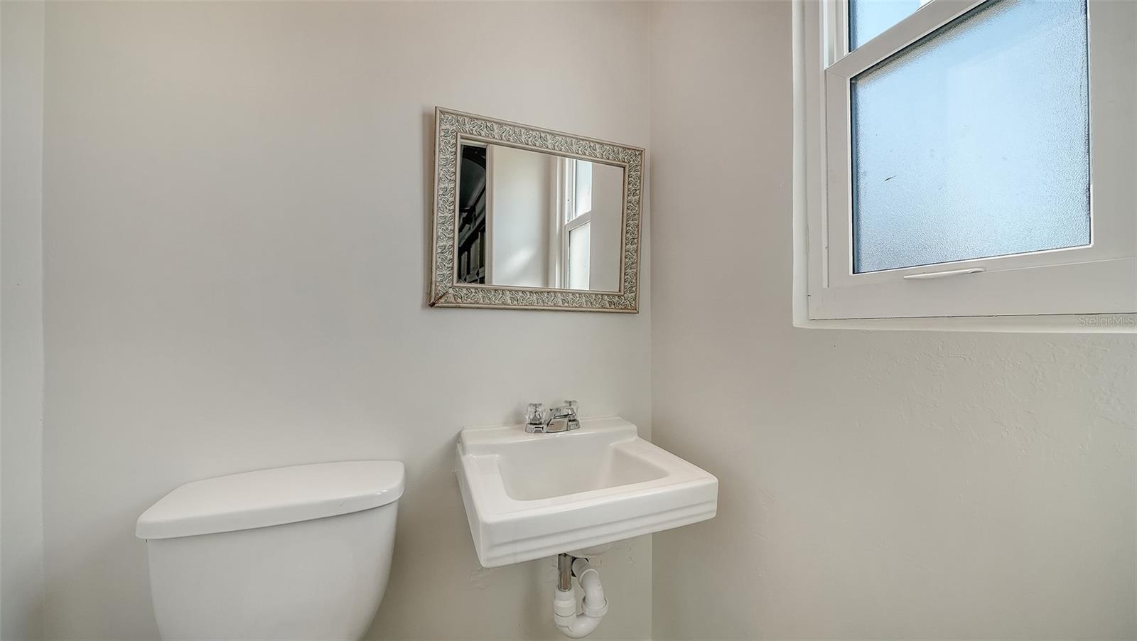 Image 24 of 49 For 3451 Fair Oaks Place