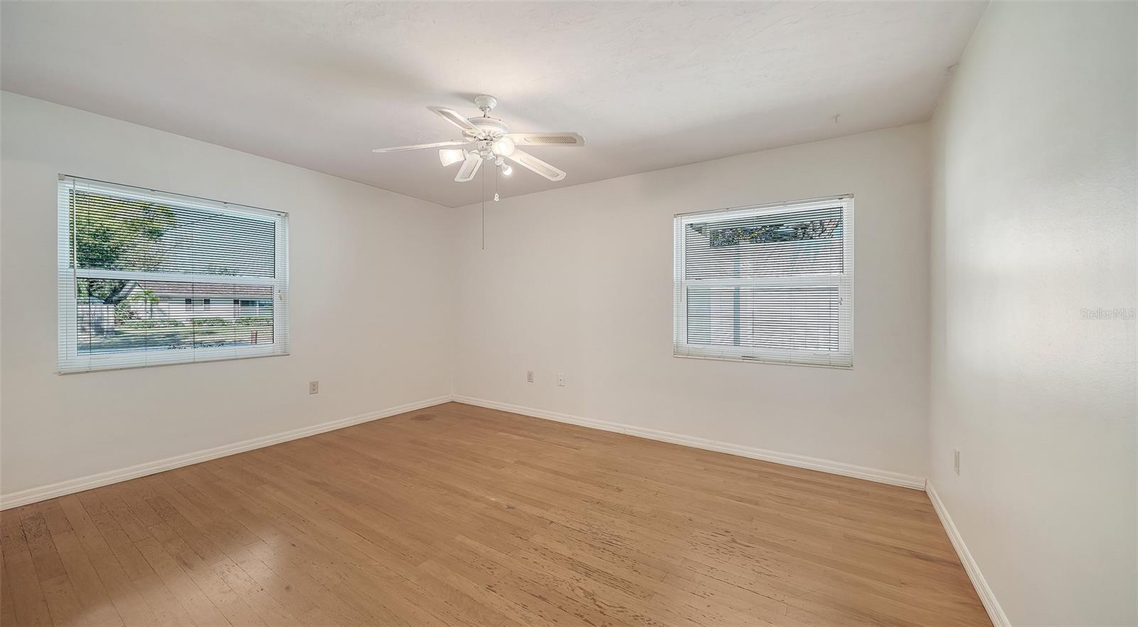 Image 25 of 49 For 3451 Fair Oaks Place