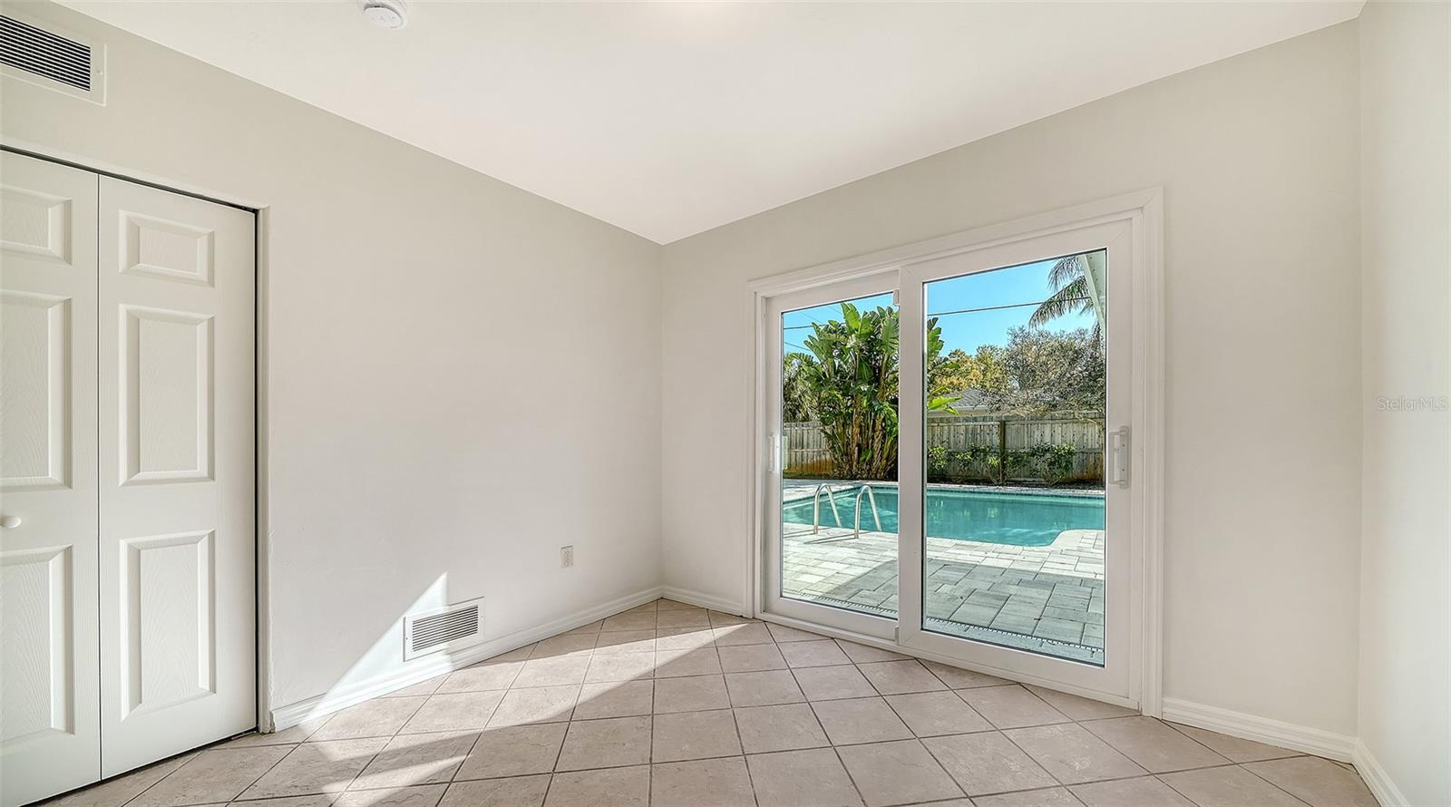 Image 35 of 49 For 3451 Fair Oaks Place