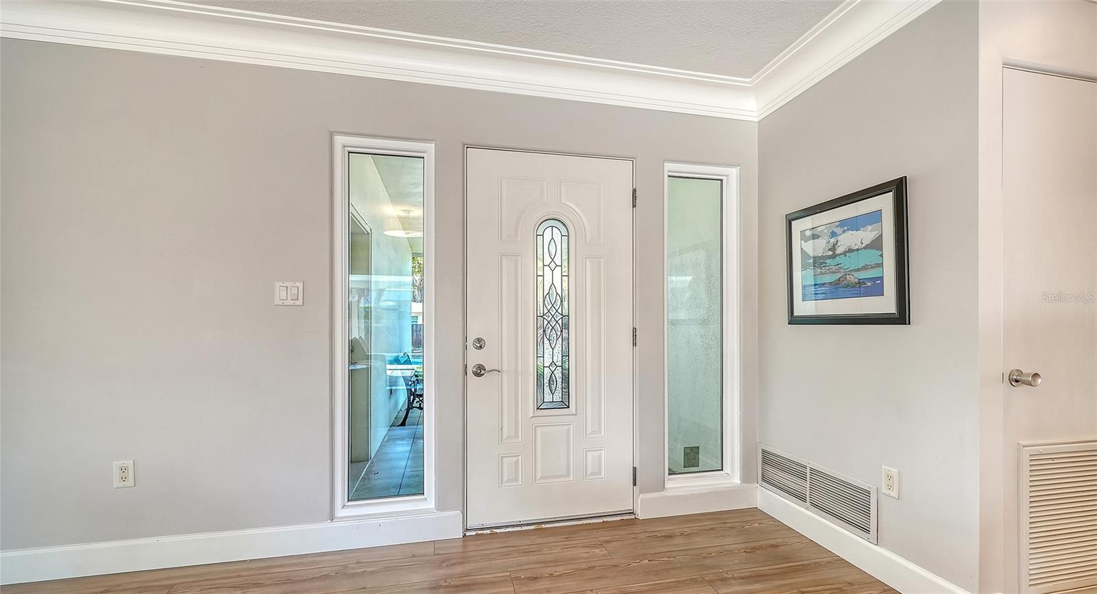 Image 6 of 49 For 3451 Fair Oaks Place