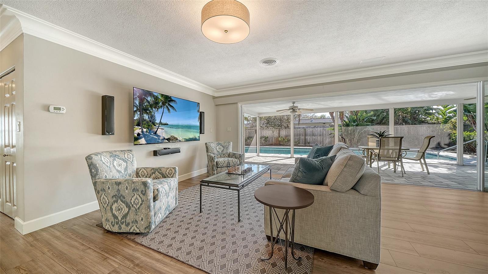 Image 8 of 49 For 3451 Fair Oaks Place