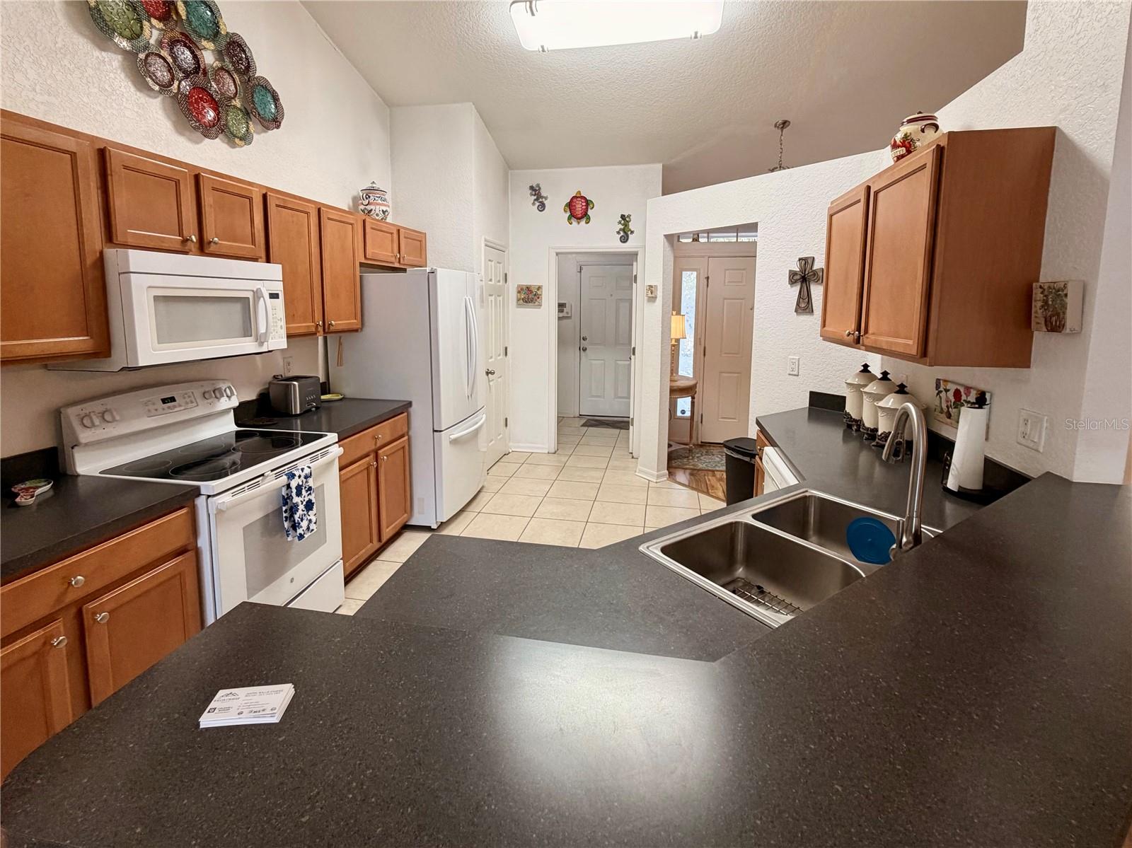 Image 12 of 25 For 4195 Magenta Avenue