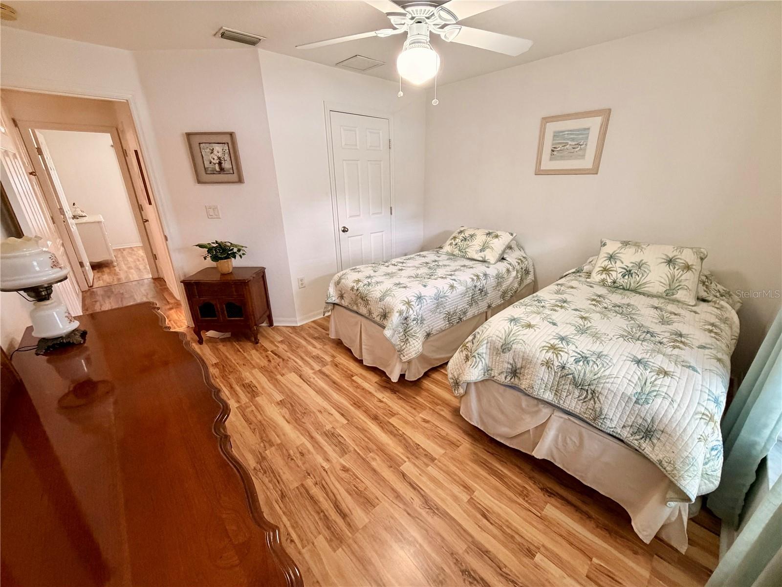 Image 16 of 25 For 4195 Magenta Avenue