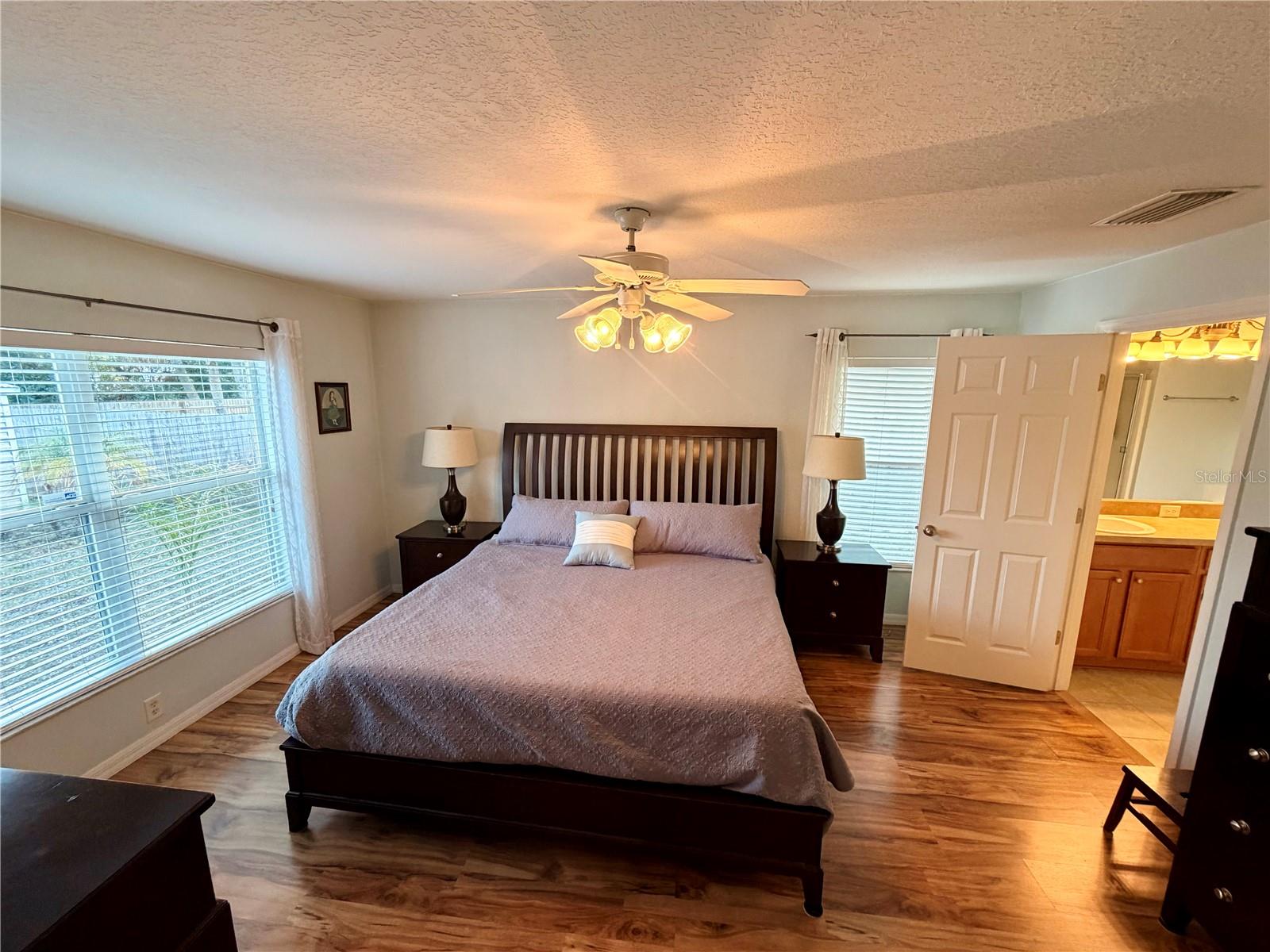 Image 8 of 25 For 4195 Magenta Avenue