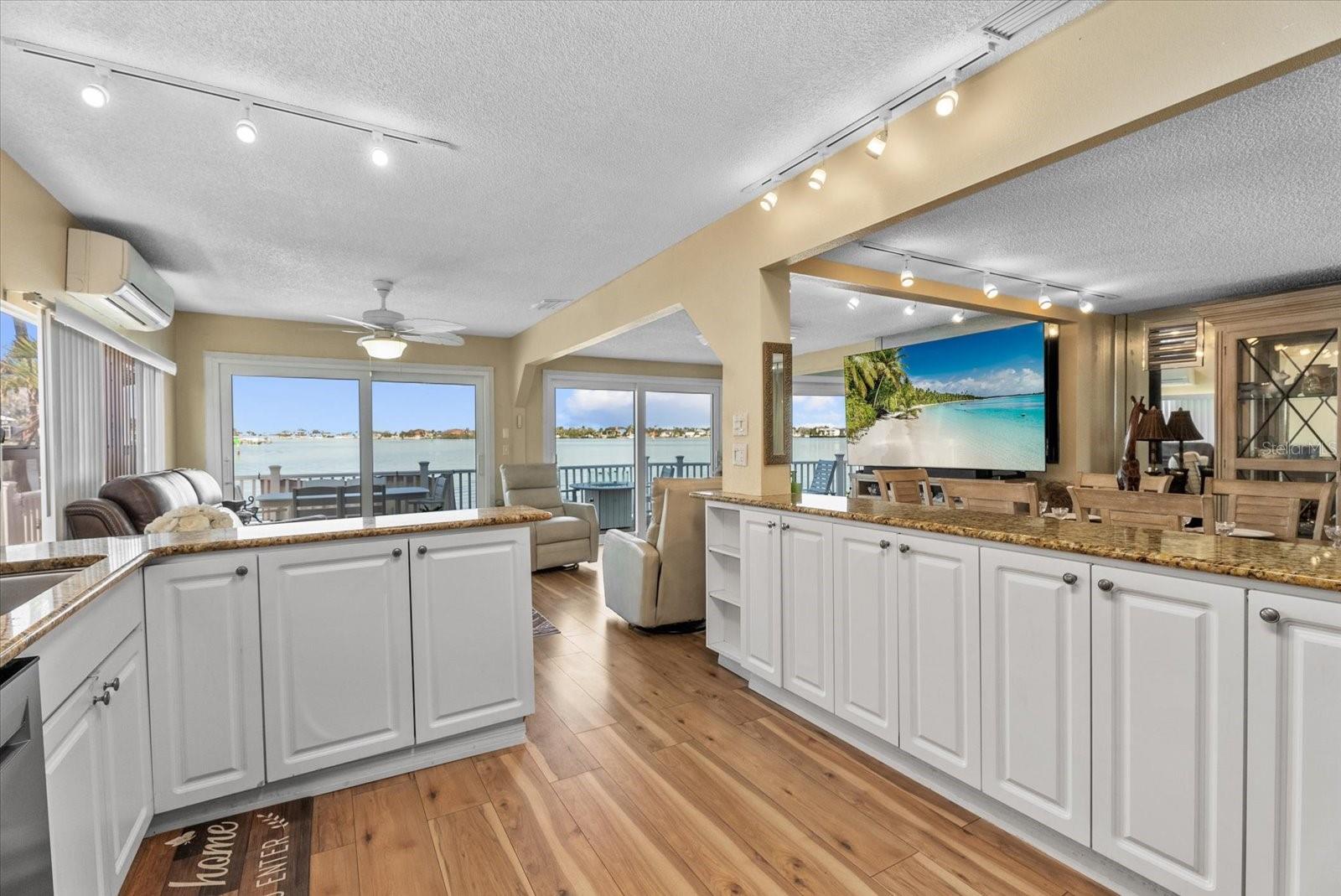 Image 6 of 34 For 33 Starboard Drive