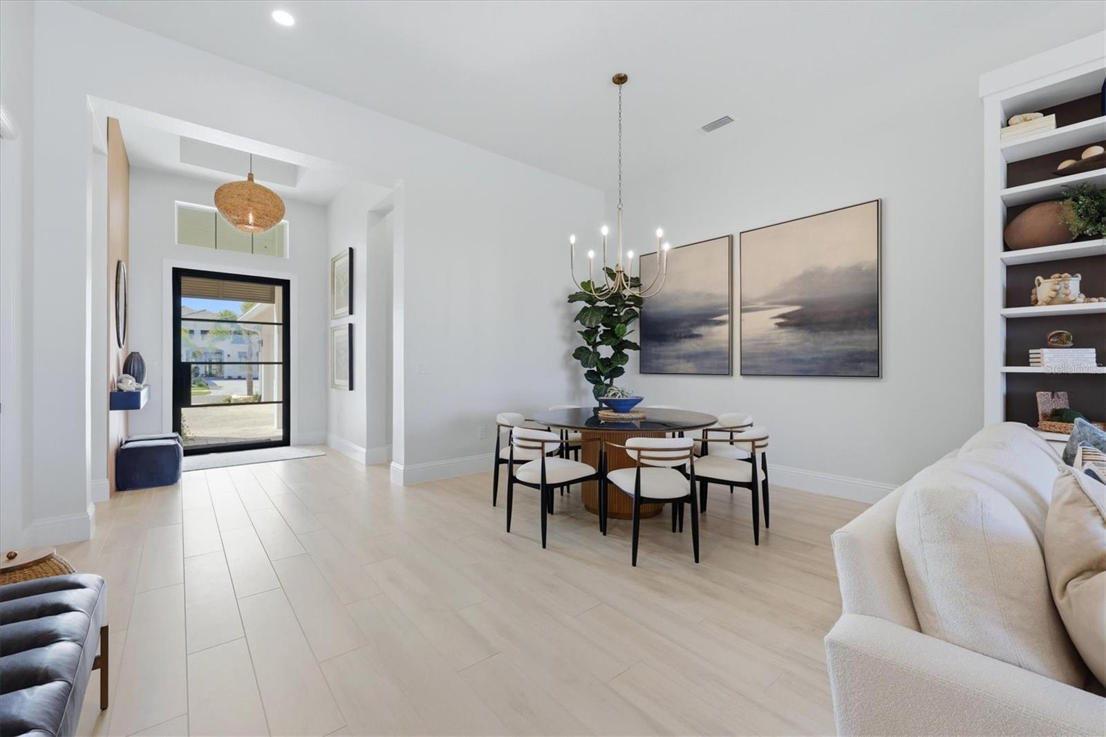 Image 14 of 66 For 8340 Sea Glass Court