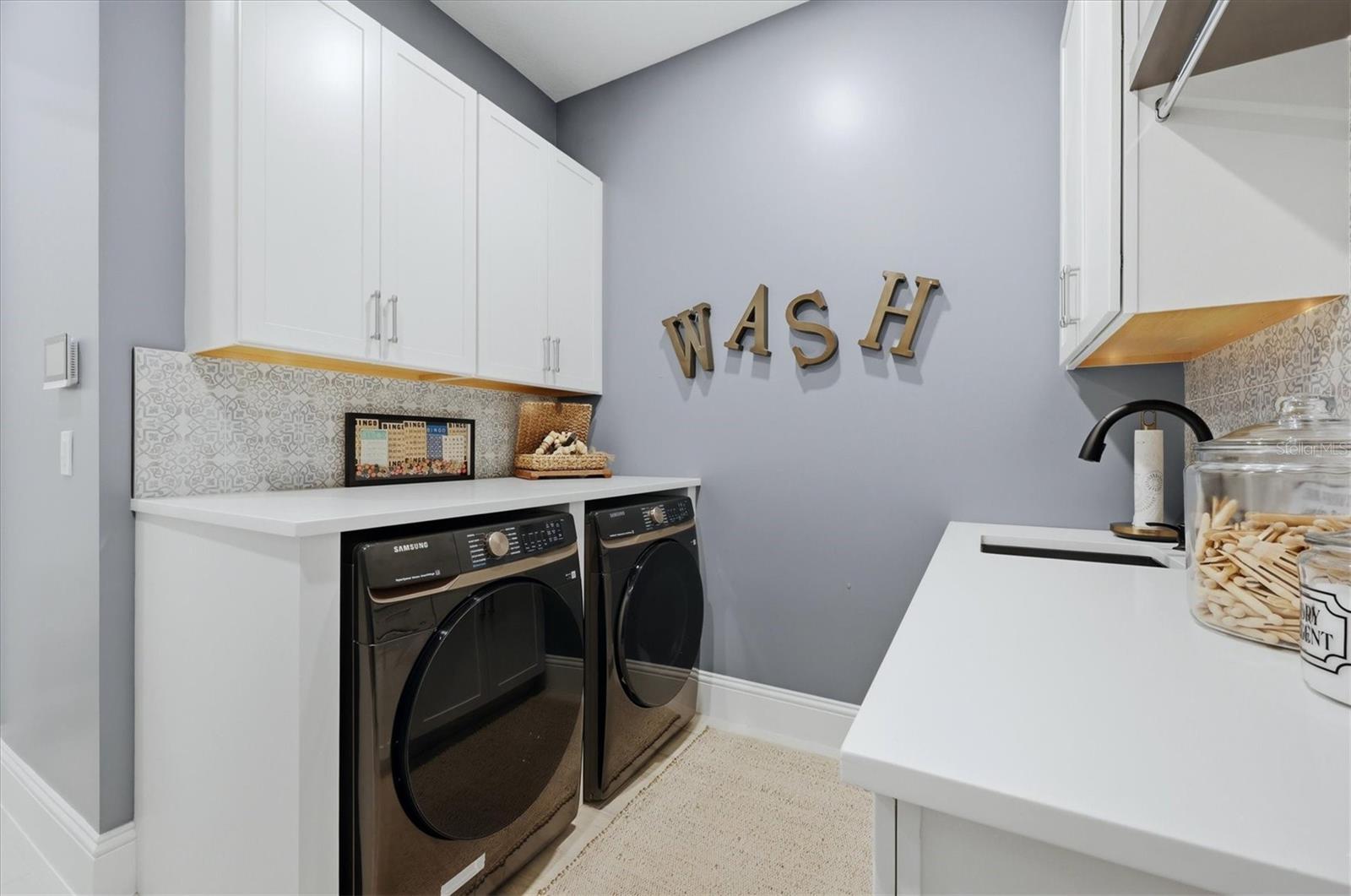 Image 36 of 66 For 8340 Sea Glass Court