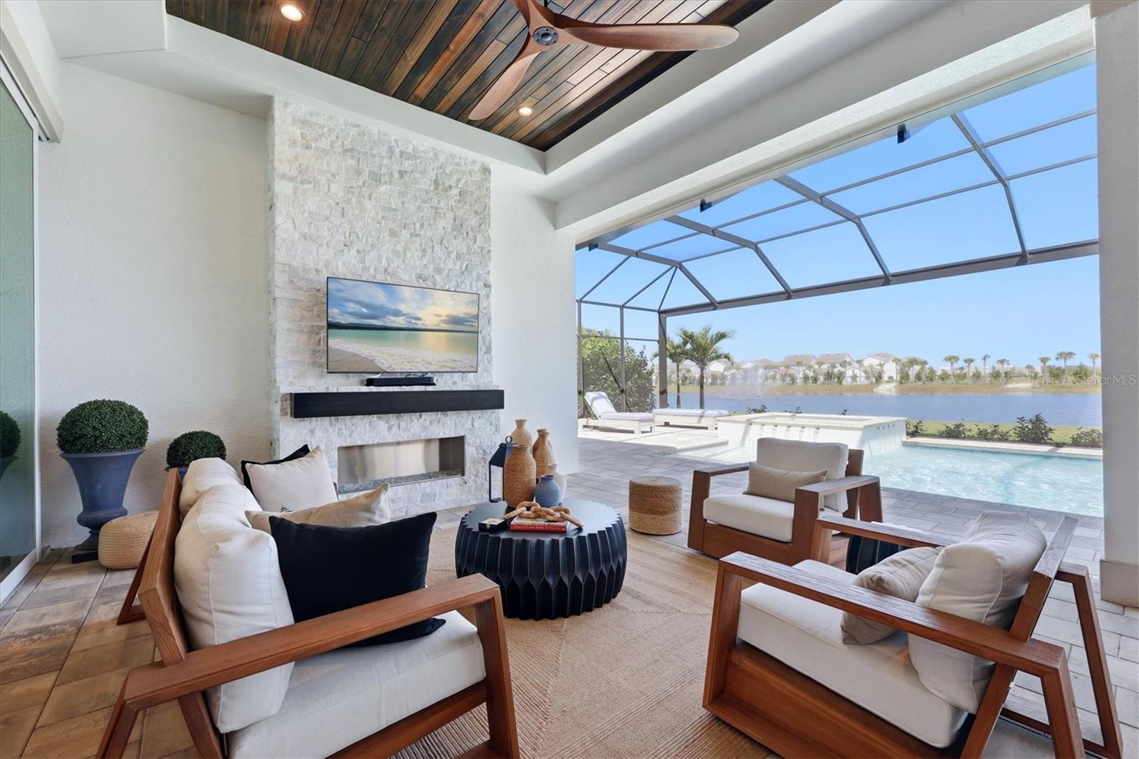 Image 37 of 66 For 8340 Sea Glass Court