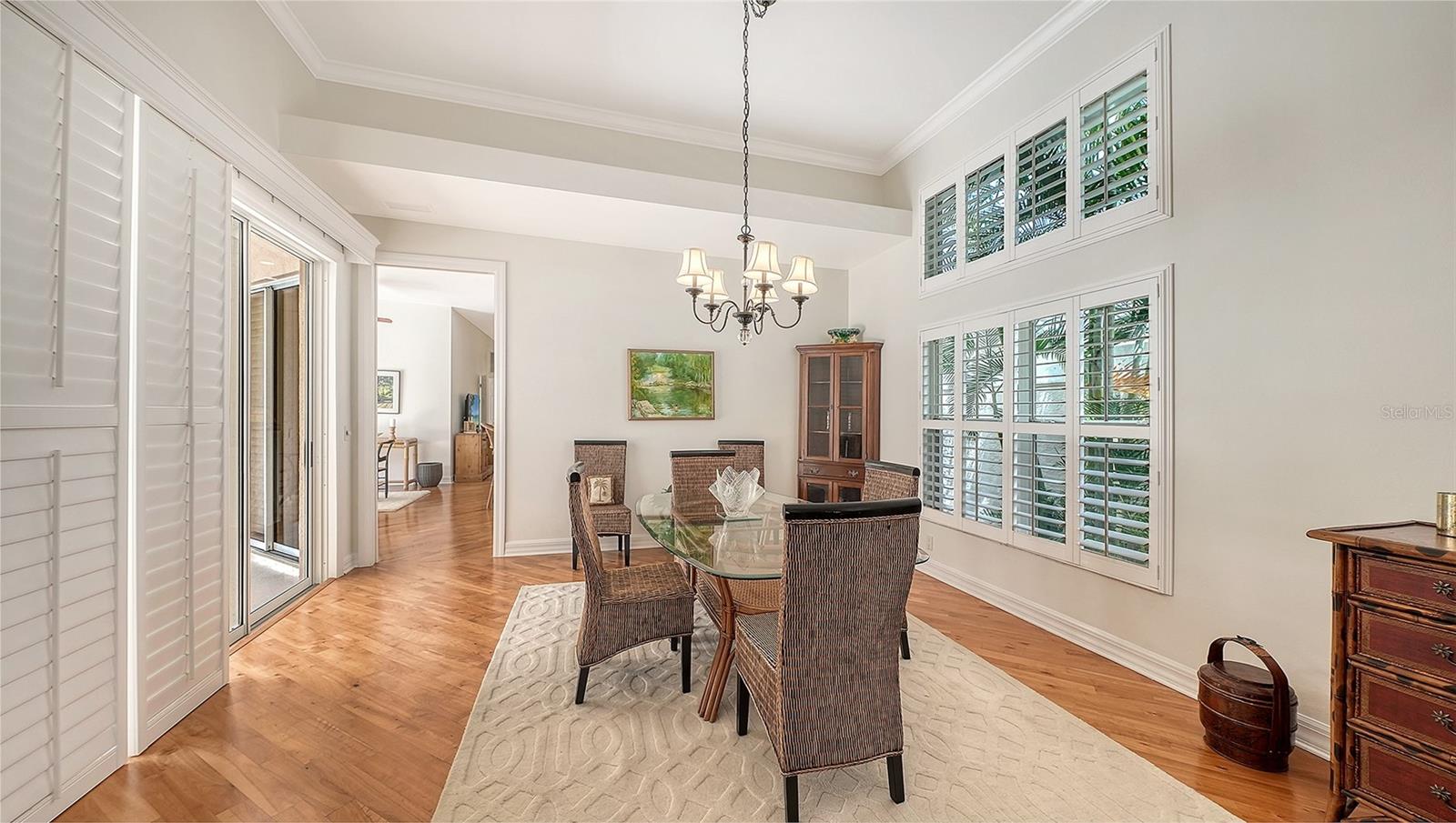 Image 17 of 100 For 61 Bayhead Lane