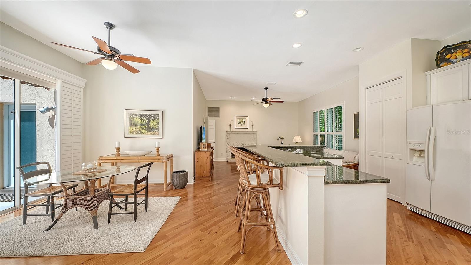 Image 24 of 100 For 61 Bayhead Lane