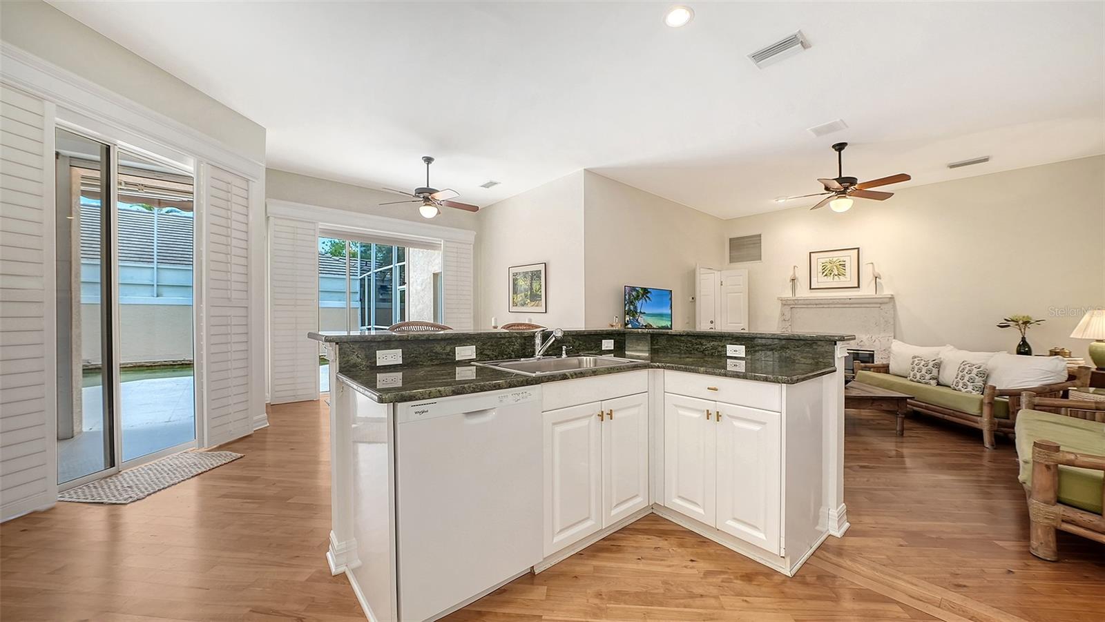 Image 35 of 100 For 61 Bayhead Lane