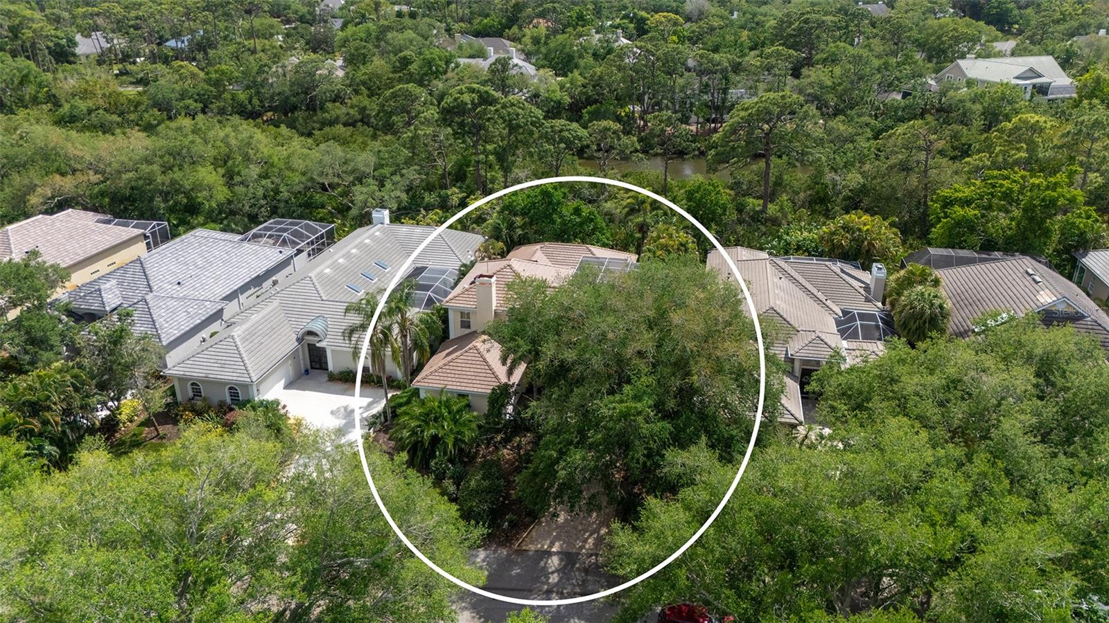 Image 4 of 100 For 61 Bayhead Lane