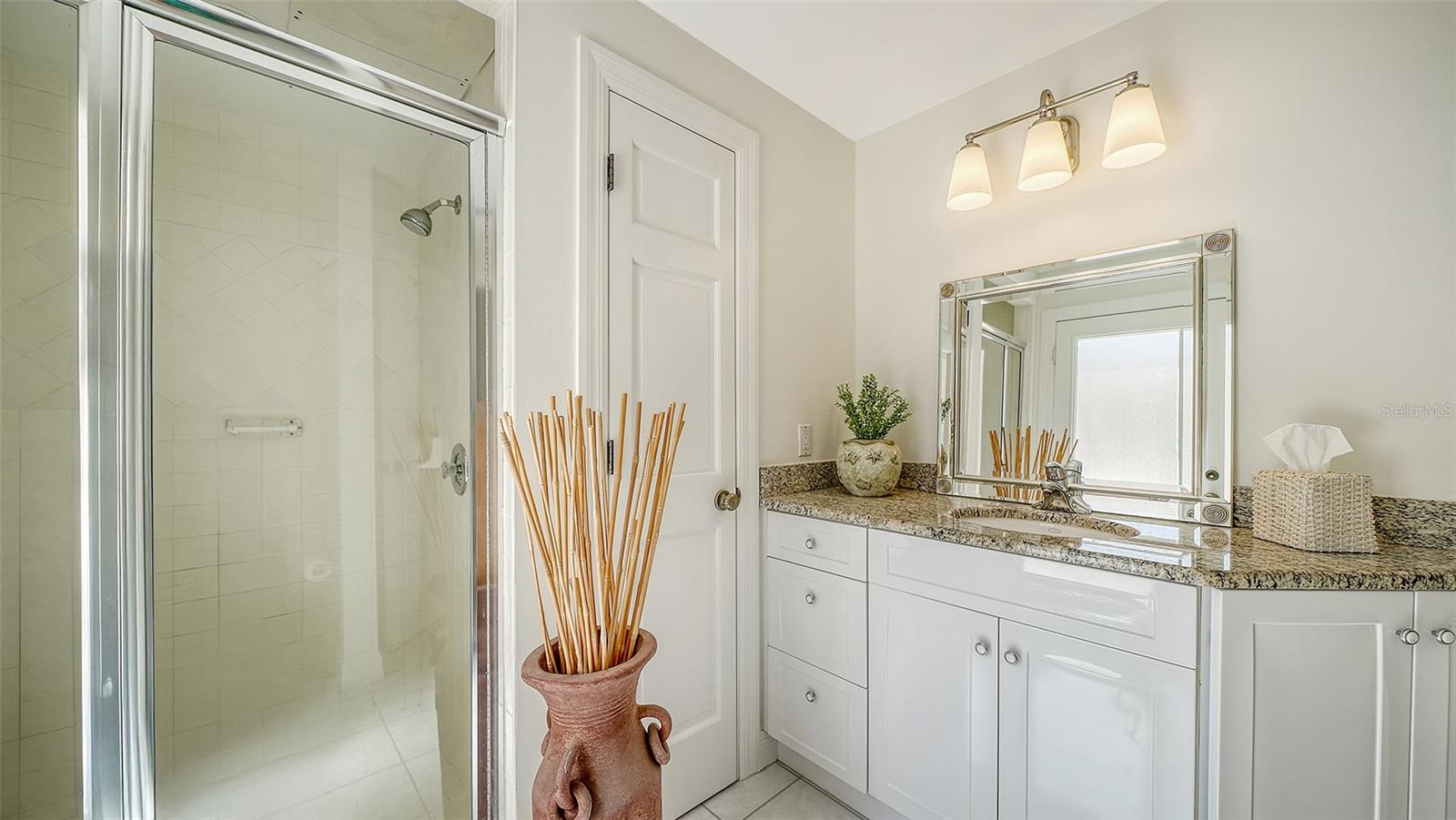 Image 49 of 100 For 61 Bayhead Lane