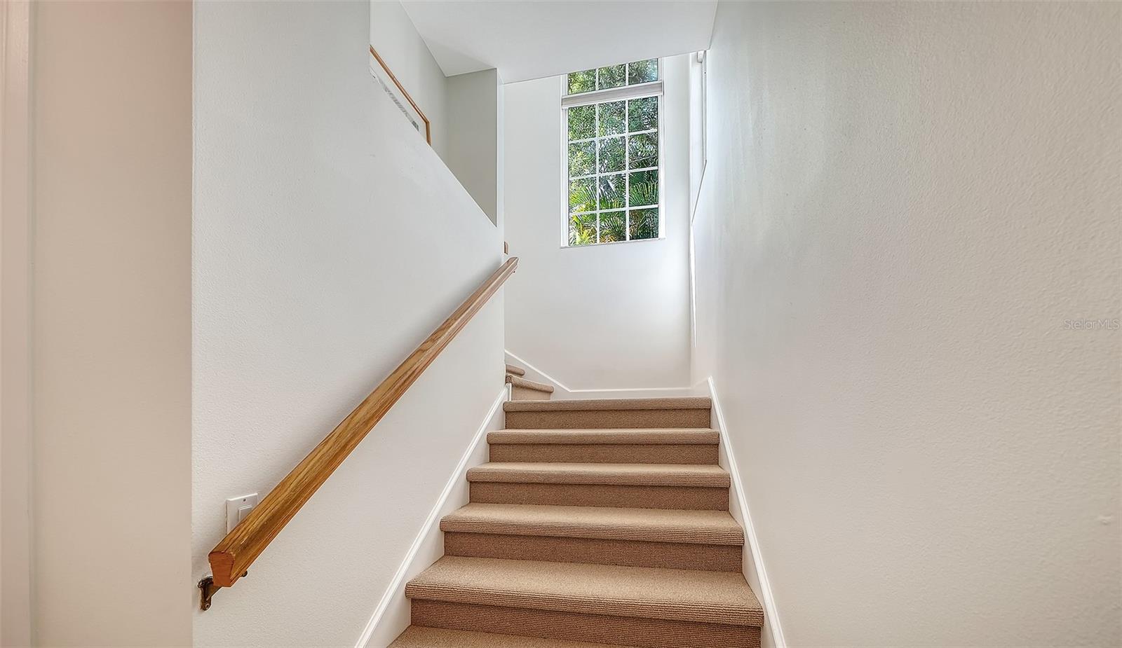 Image 50 of 100 For 61 Bayhead Lane