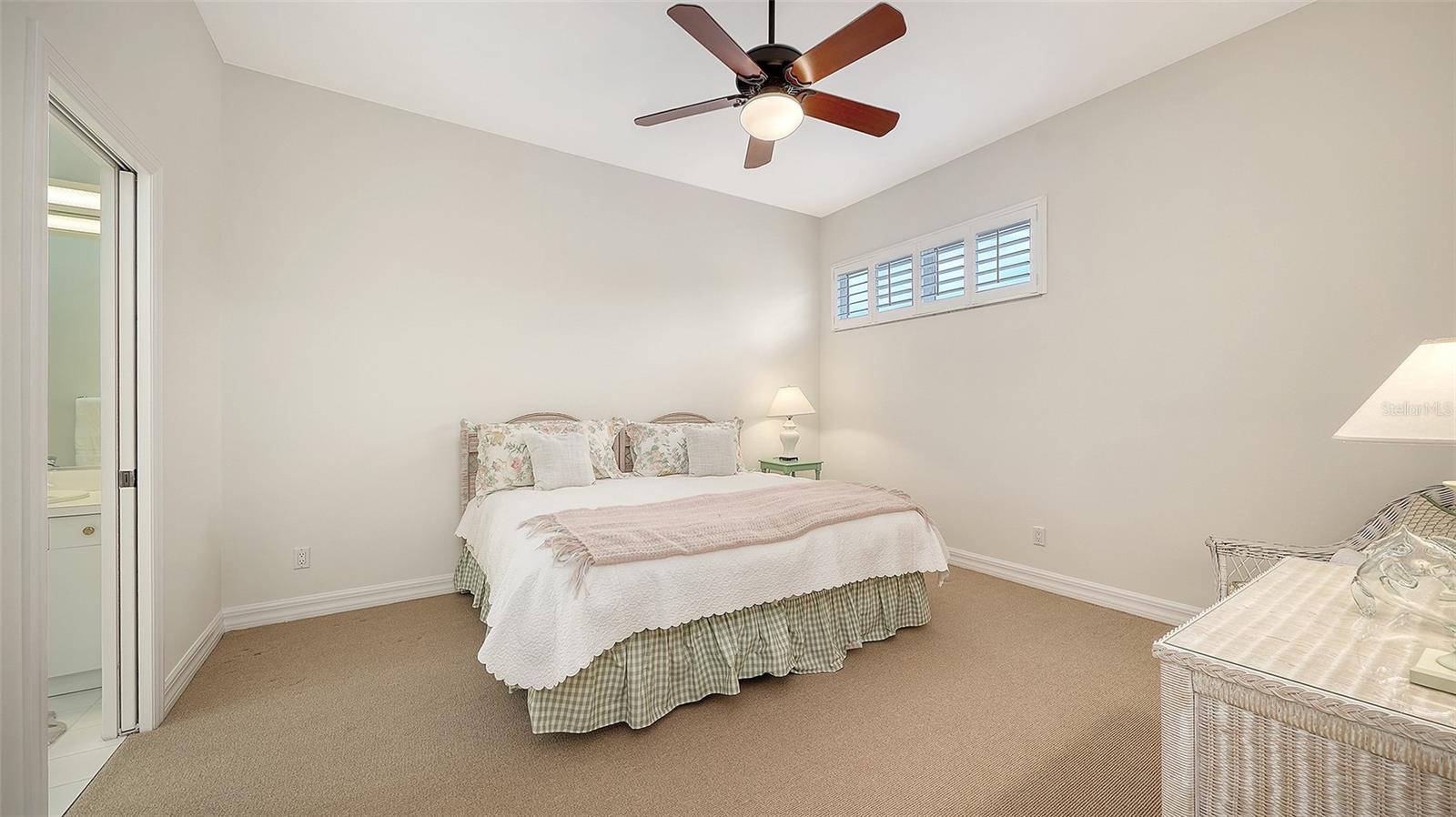 Image 53 of 100 For 61 Bayhead Lane