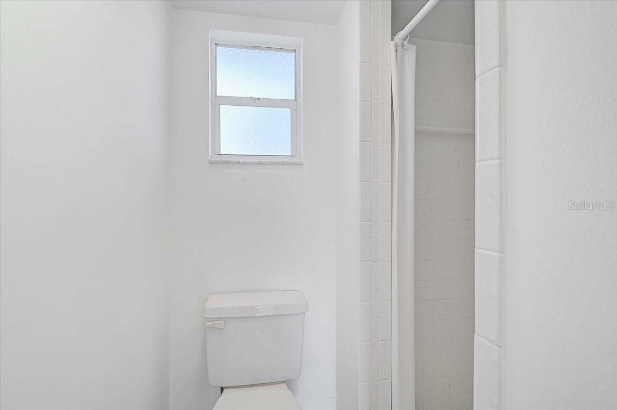 Image 19 of 29 For 2875 Swifton Drive 58