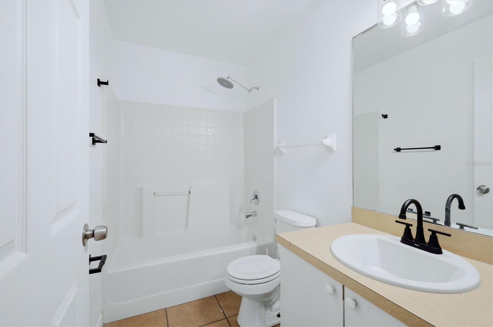 Image 18 of 23 For 1400 Myrtle Street