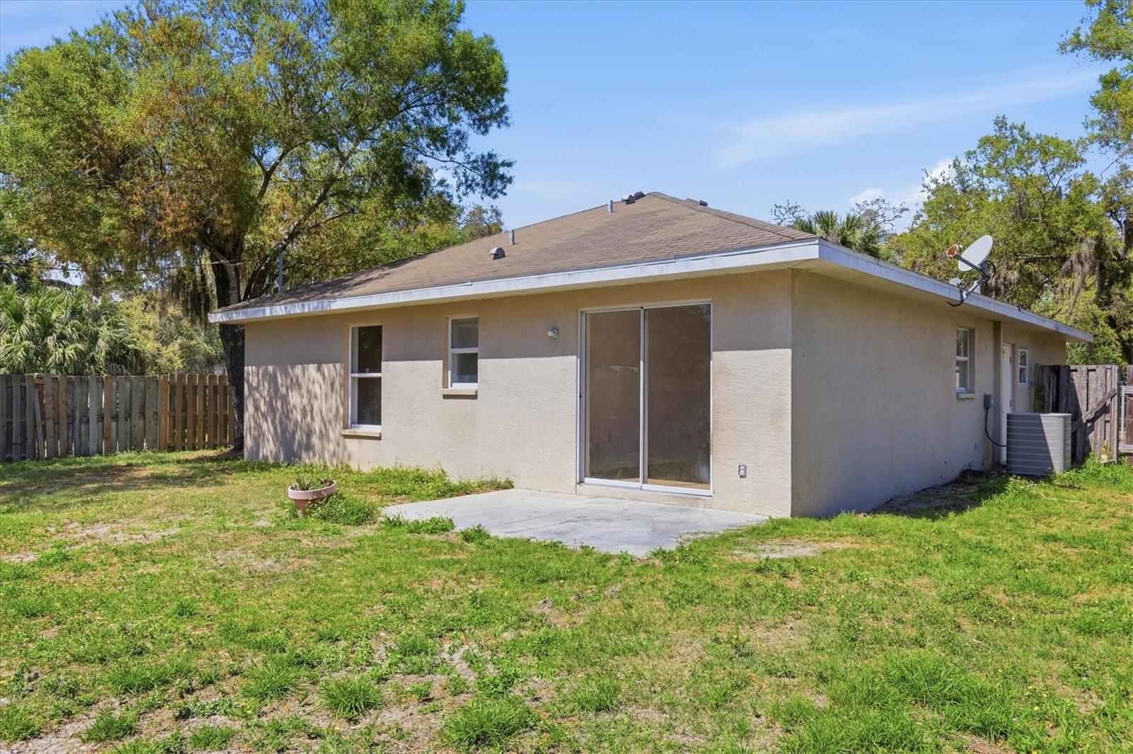 Image 20 of 23 For 1400 Myrtle Street