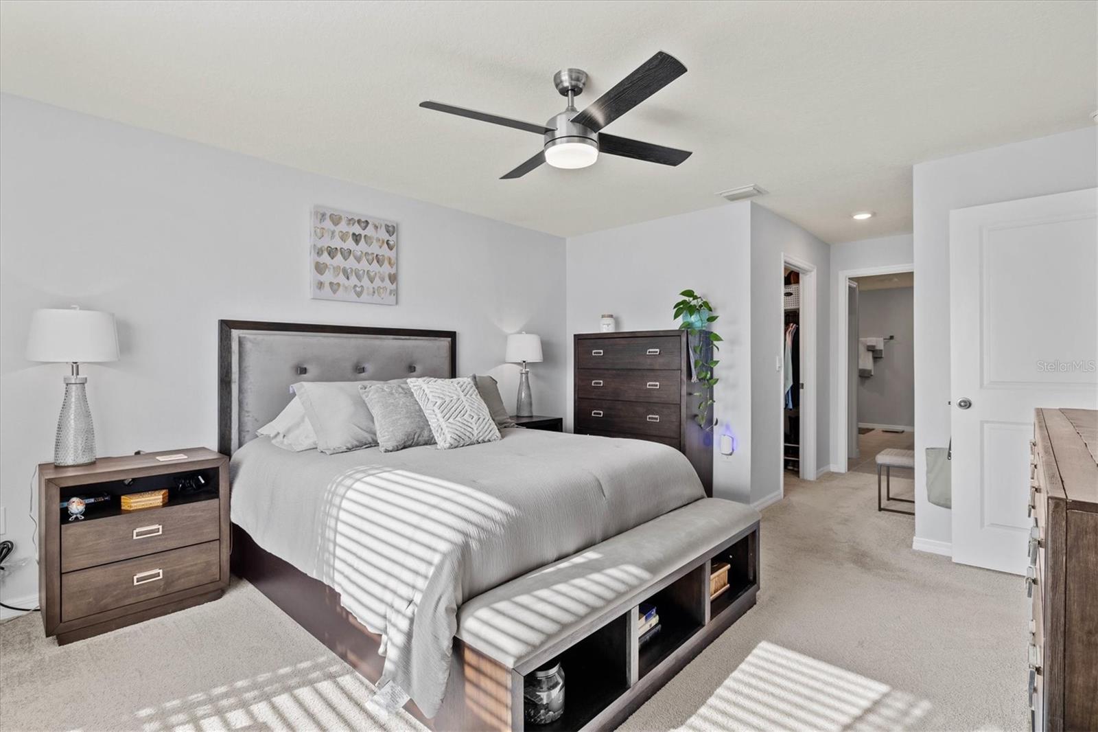 Image 11 of 28 For 16746 Parker River Street