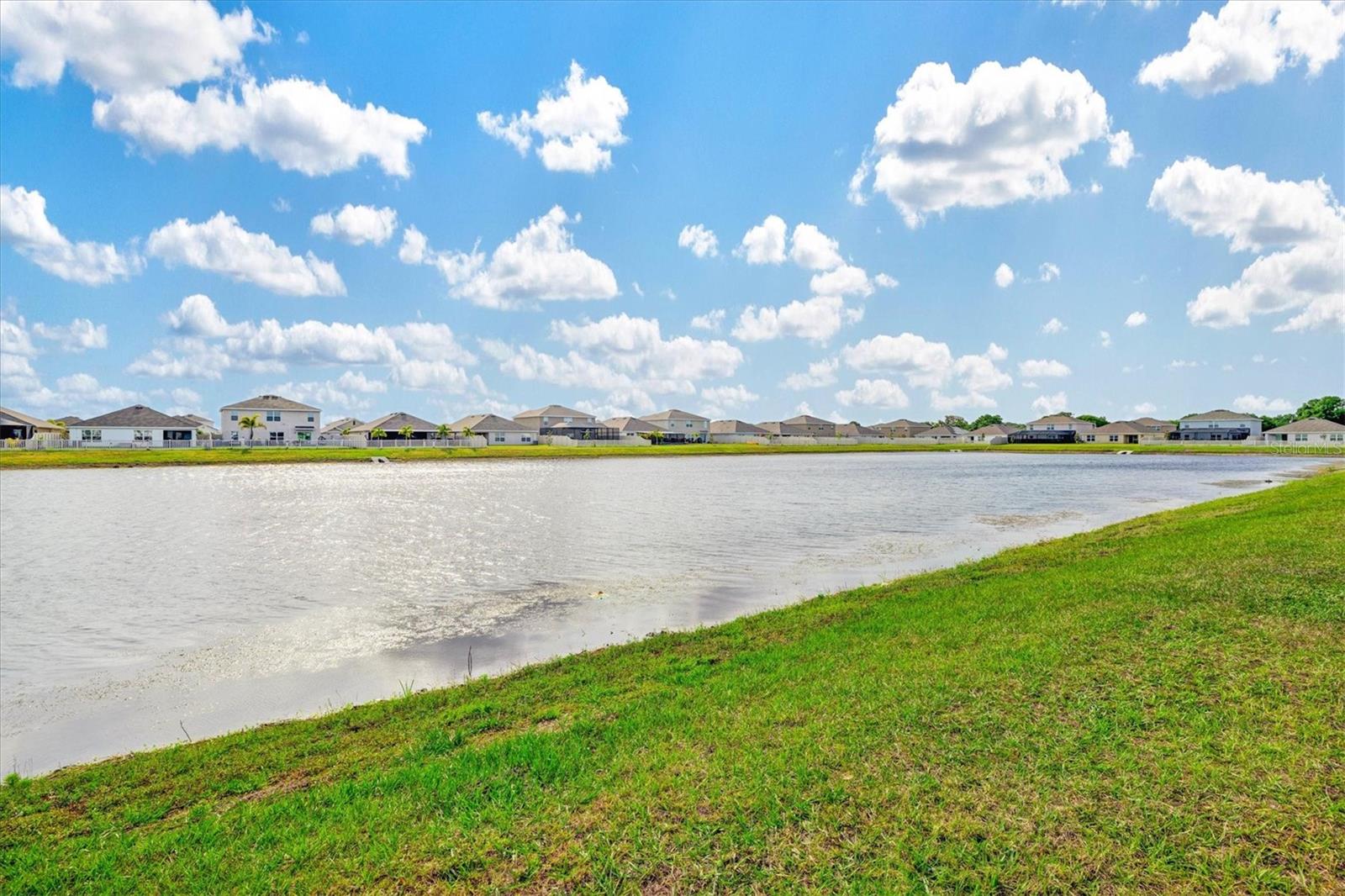 Image 23 of 28 For 16746 Parker River Street