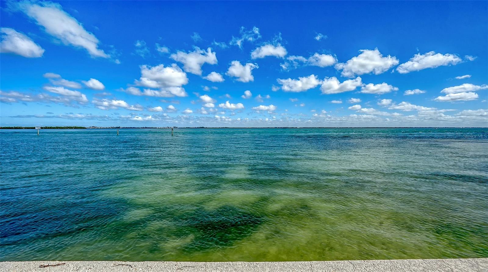 Image 42 of 73 For 948 Spanish Drive S