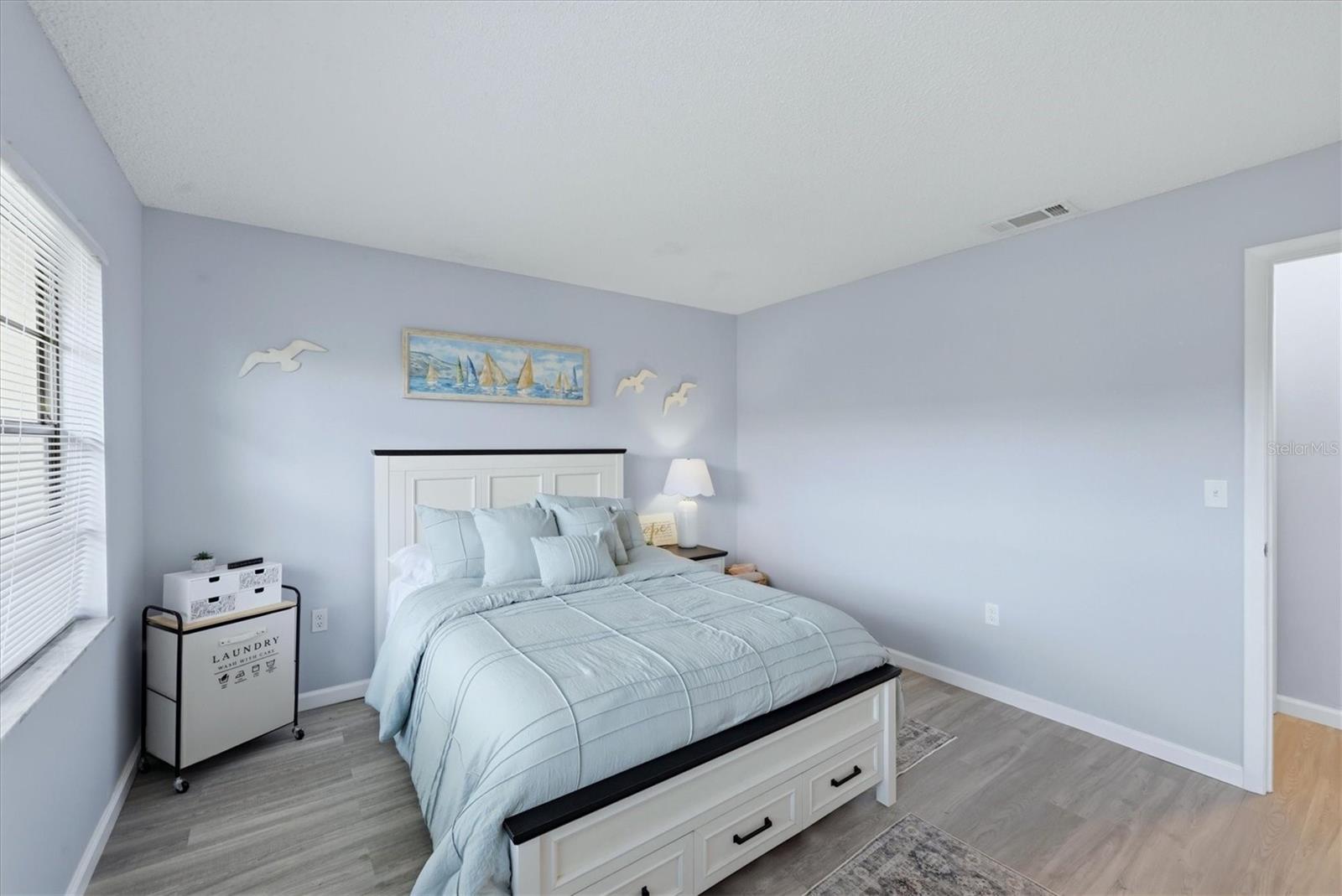 Image 21 of 52 For 1230 56th Street W