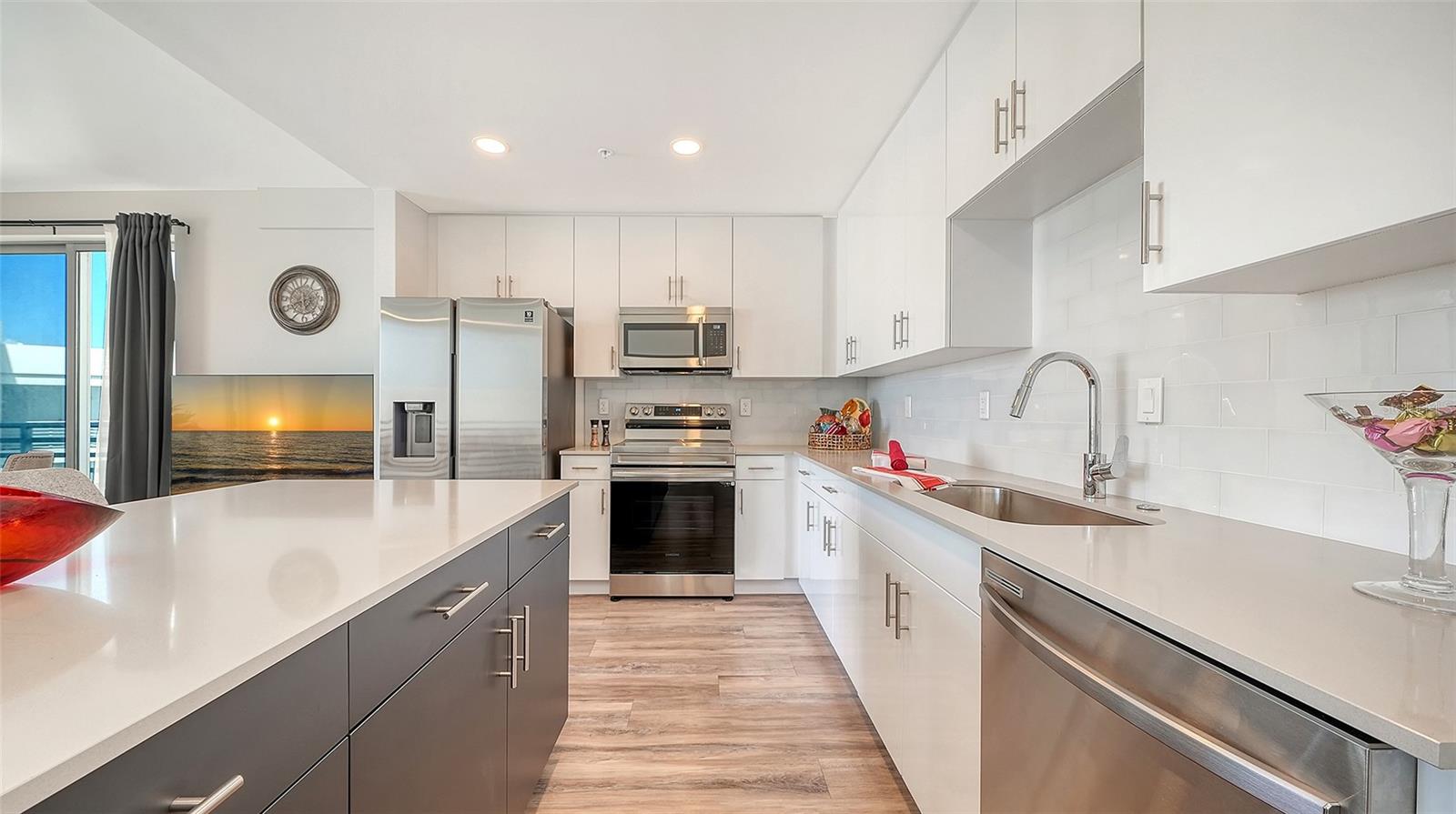 Image 7 of 67 For 1703 Tamiami Trail 511