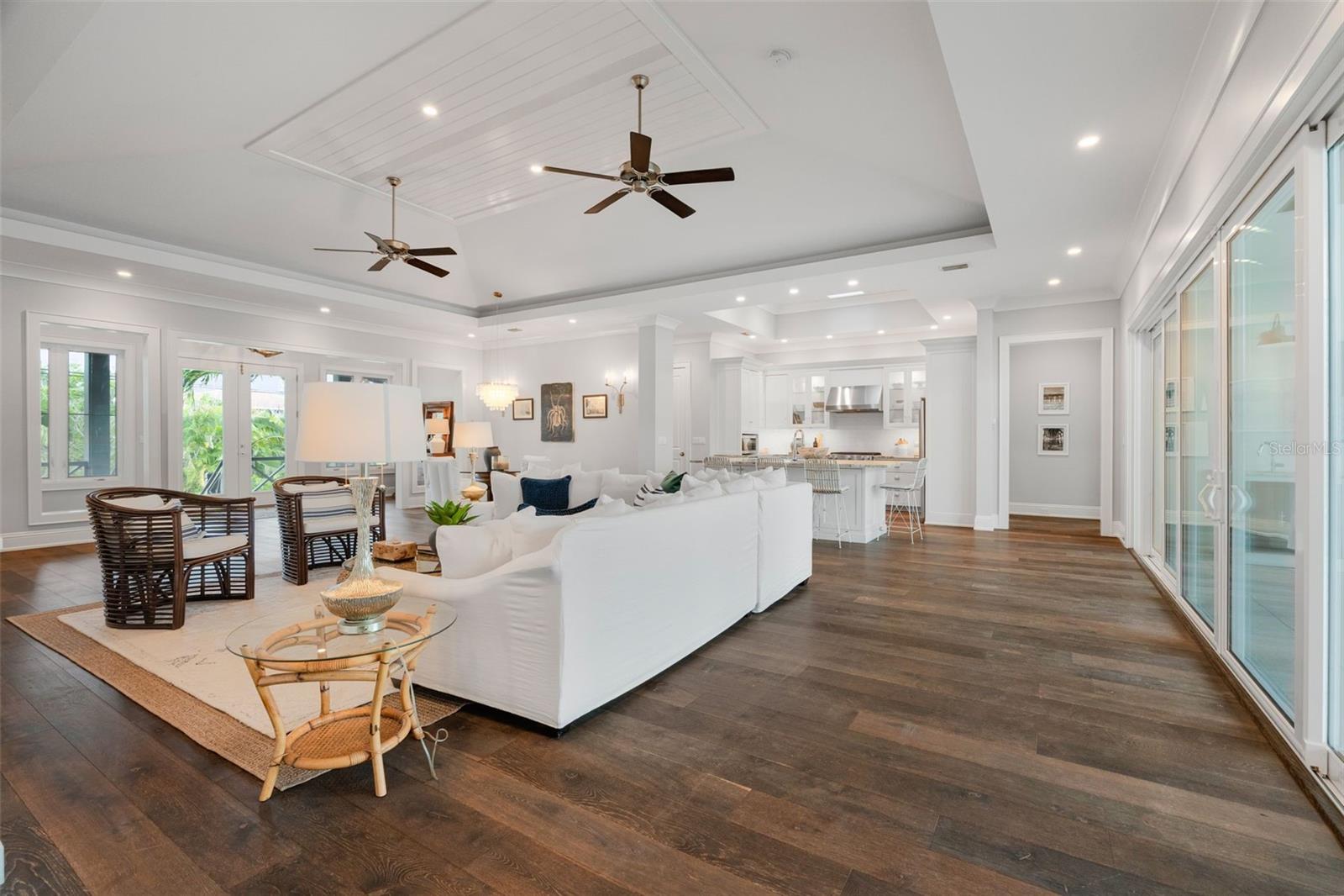 Image 22 of 72 For 5569 Cape Leyte Drive