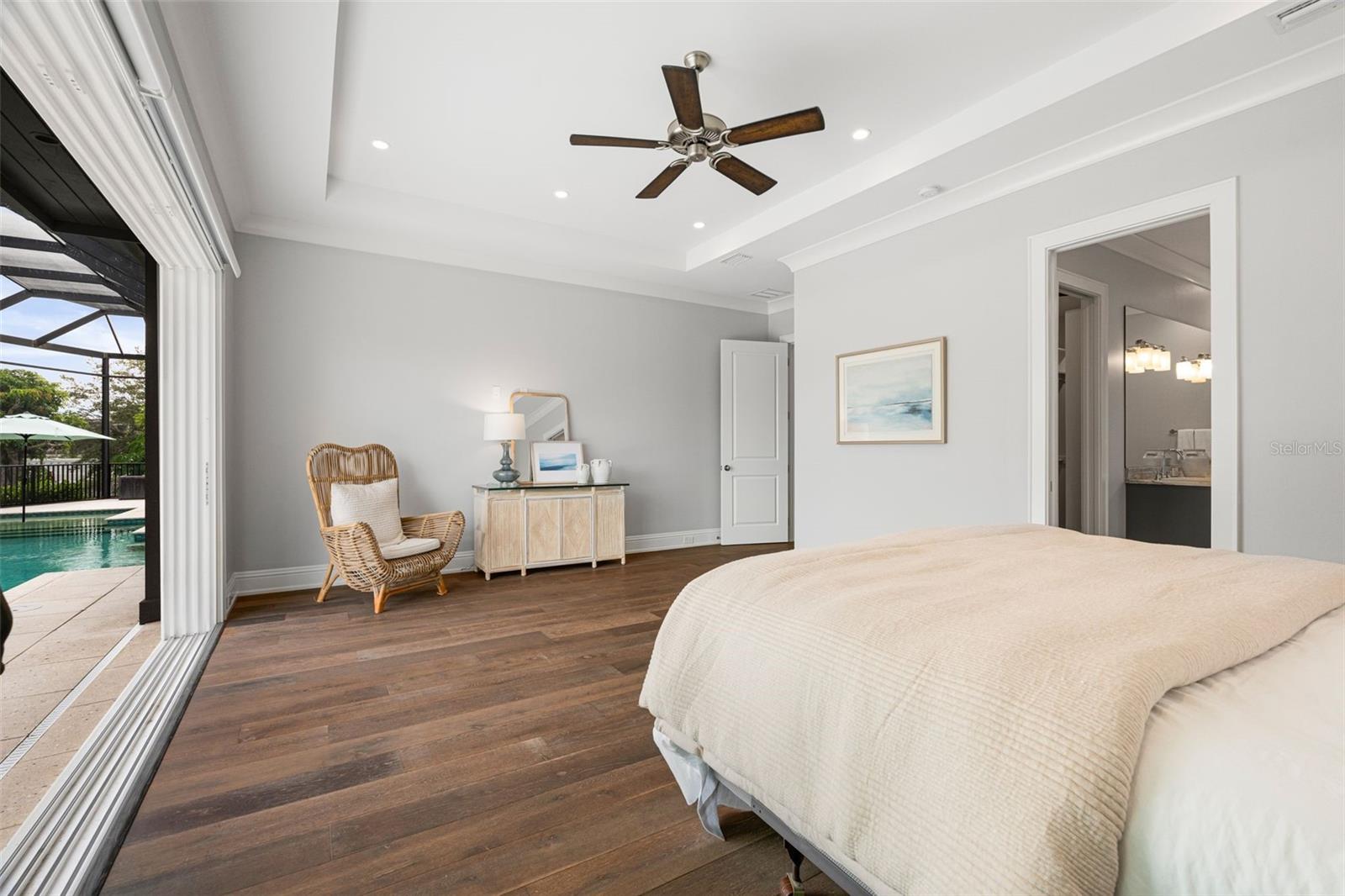 Image 31 of 72 For 5569 Cape Leyte Drive