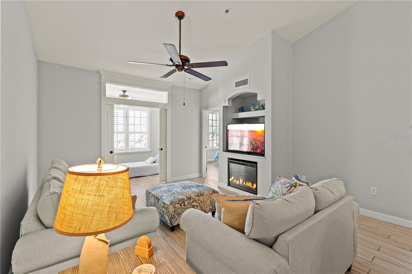 Image 9 of 22 For 4166 Central Sarasota Parkway 527