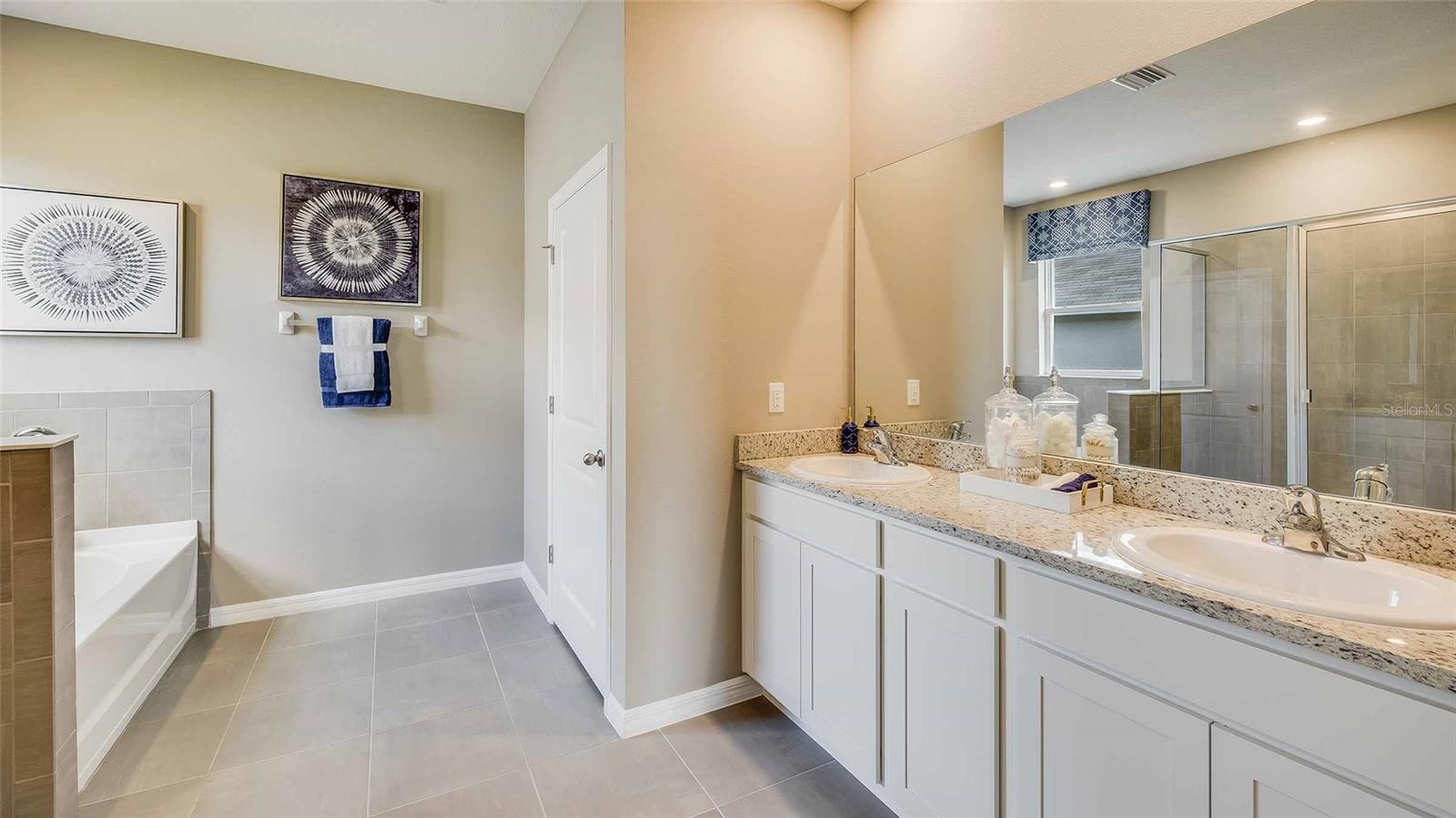 Image 11 of 30 For 4411 Silver Birch Court