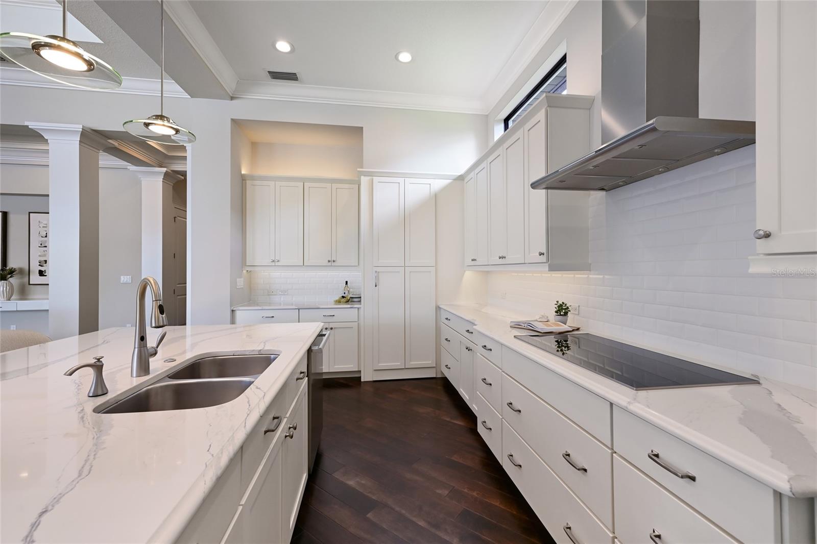 Image 28 of 75 For 8411 Broadstone Court