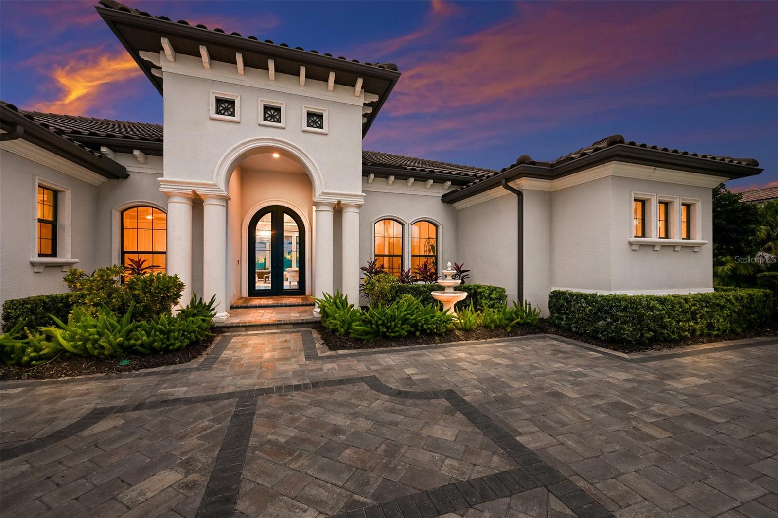 Image 7 of 75 For 8411 Broadstone Court